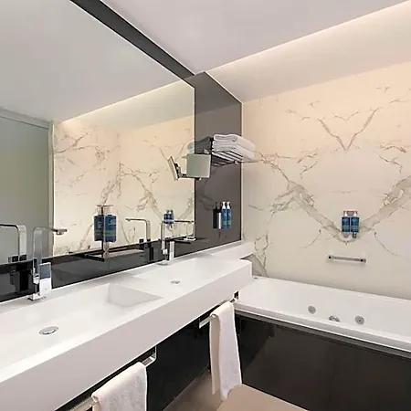 Four Points By Sheraton Costa Blanca מלון